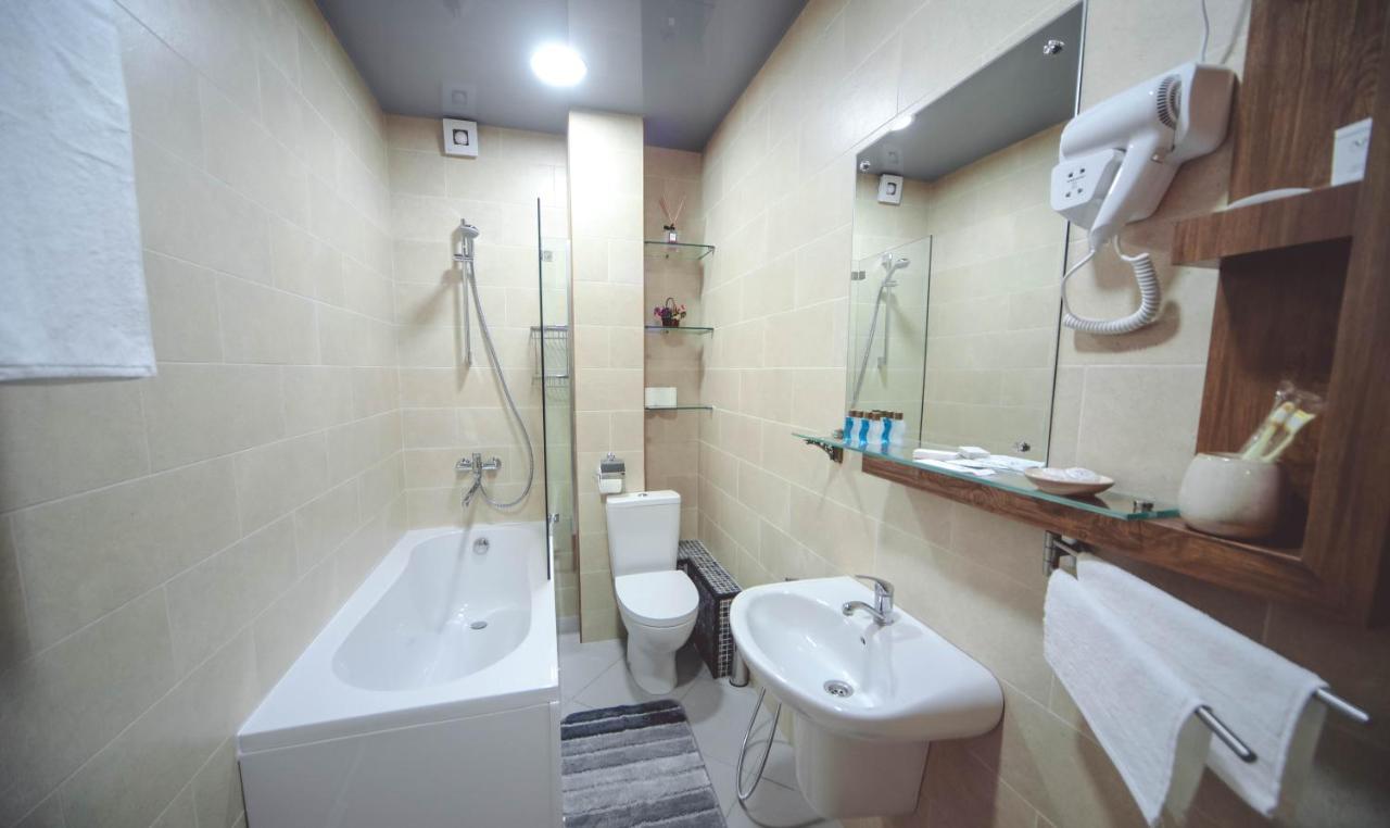 Apartamento Under The Mountain Tiflis Exterior foto